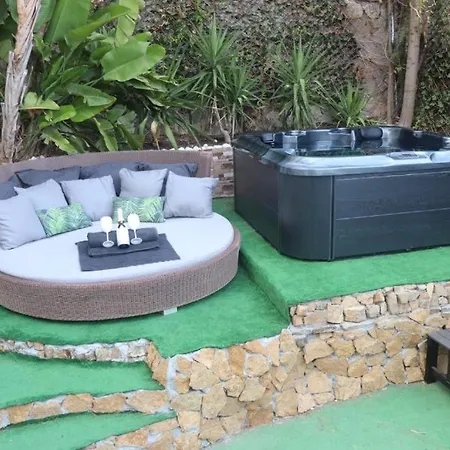 Luxury Jacuzzi & Terraces Malaga